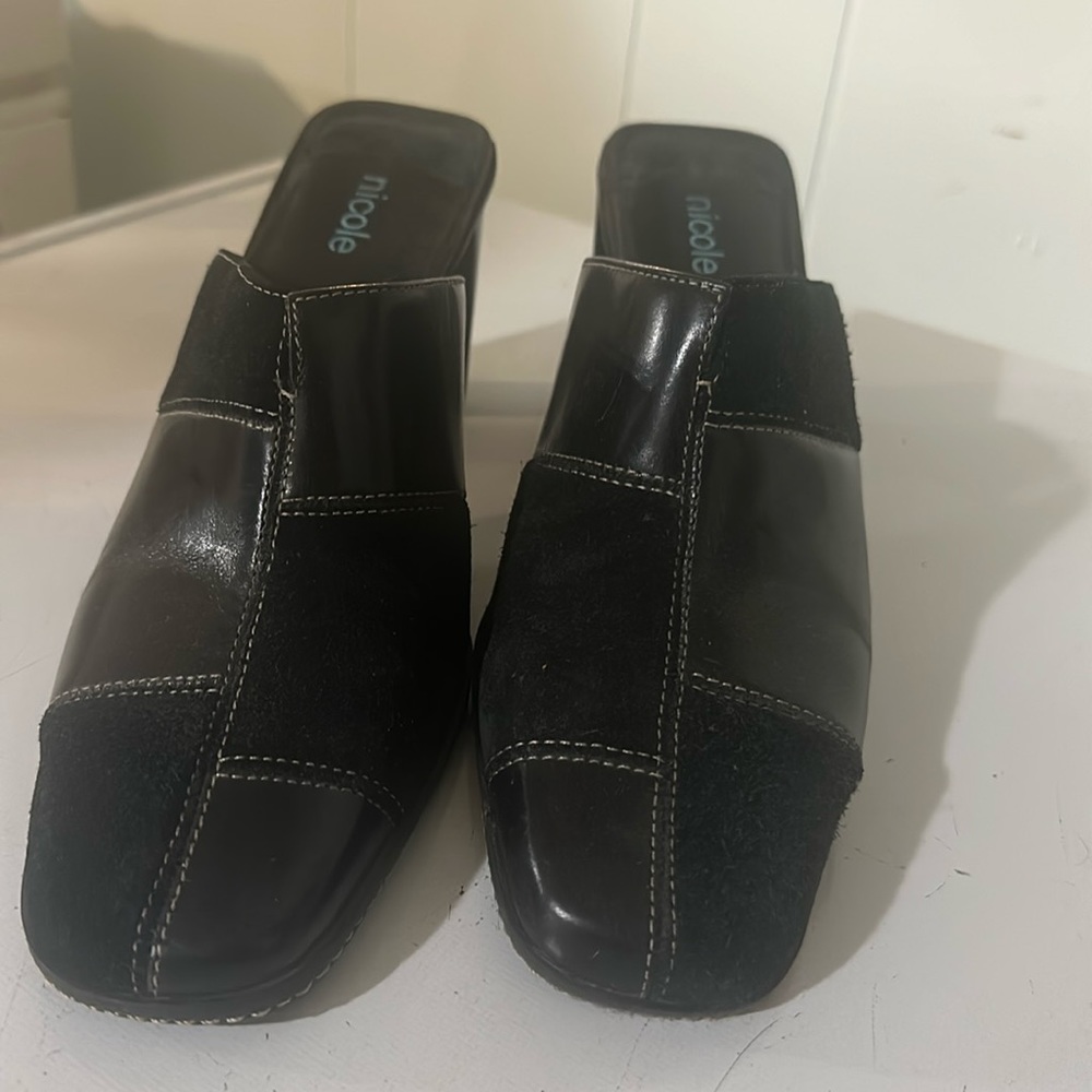 Nicole Mule - 7.5 women’s slide on heel